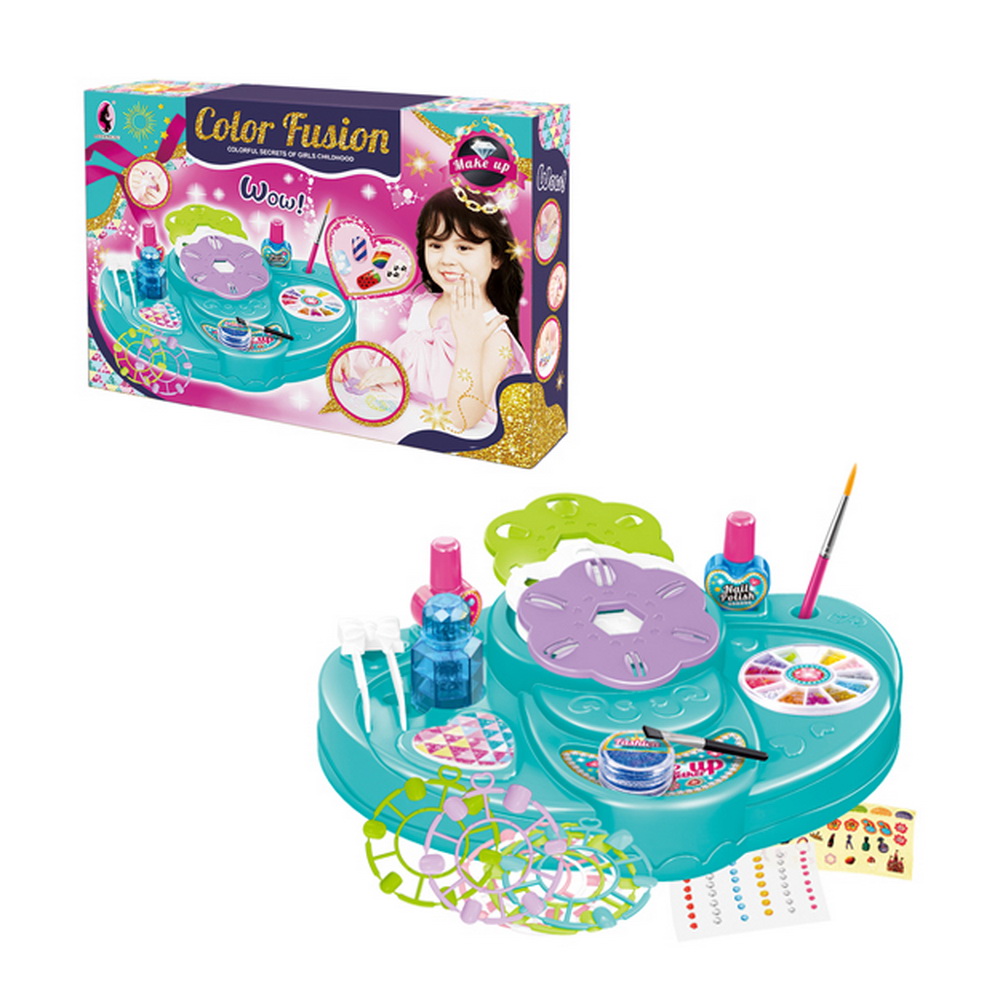 ESTUDIO DE MANICURE CON ACCESORIOS